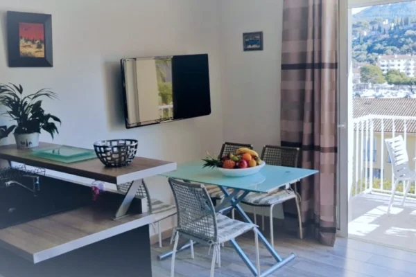 Le Panorama, appartement en location à Cassis